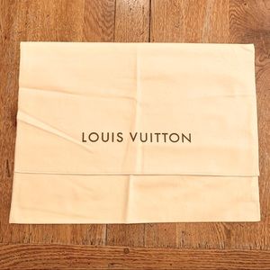 Louis Vuitton L Dust Bag
